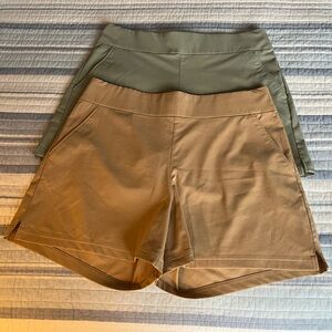 Columbia set of 2 Women's All Season Shorts Safari / Canoe
